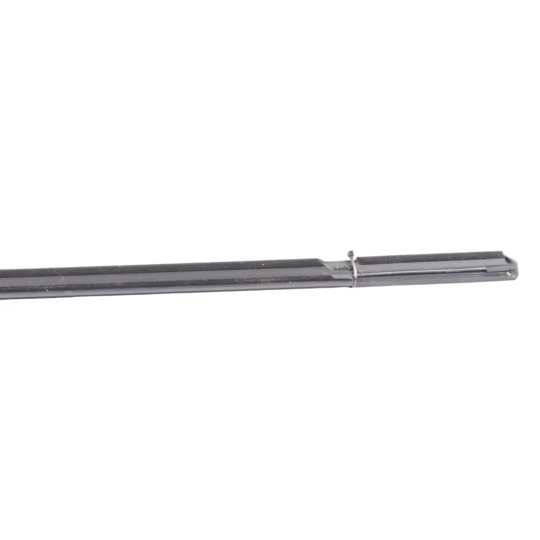 VW Golf 8 CD1 Guarnizione Porta Anteriore Sinistra Striscia Esterna - SKU 5H4837477B - Numero di parte 5H4837477B