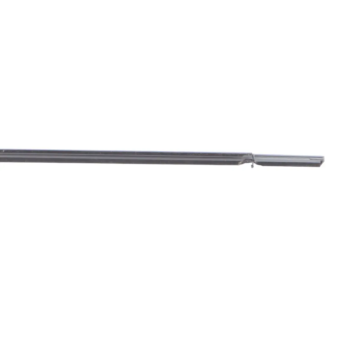 Volkswagen Golf 8 CD1 Uszczelka Zewnętrzna Drzwi Przednia Prawa - SKU 5H4837478B - Numer Części 5H4837478B