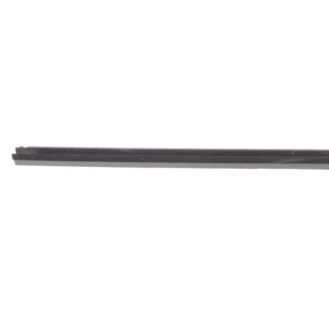 Volkswagen Golf Mk8 Joint Vitre Fenêtre Avant Gauche - SKU 5H4837479 - Numéro de pièce 5H4837479