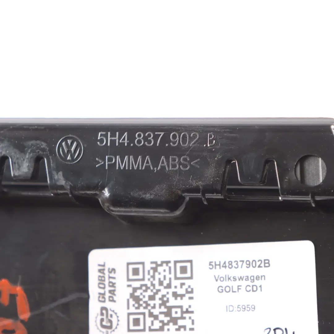 Listwa Osłona Słupek Drzwi Prawy Prawa Przód do Volkswagen Golf 8 o numerze 5H4837902B Volkswagen Golf 8 Listwa Osłona Słupek Drzwi Prawy Prawa Przód - SKU 5H4837902B - Numer Części 5H4837902B