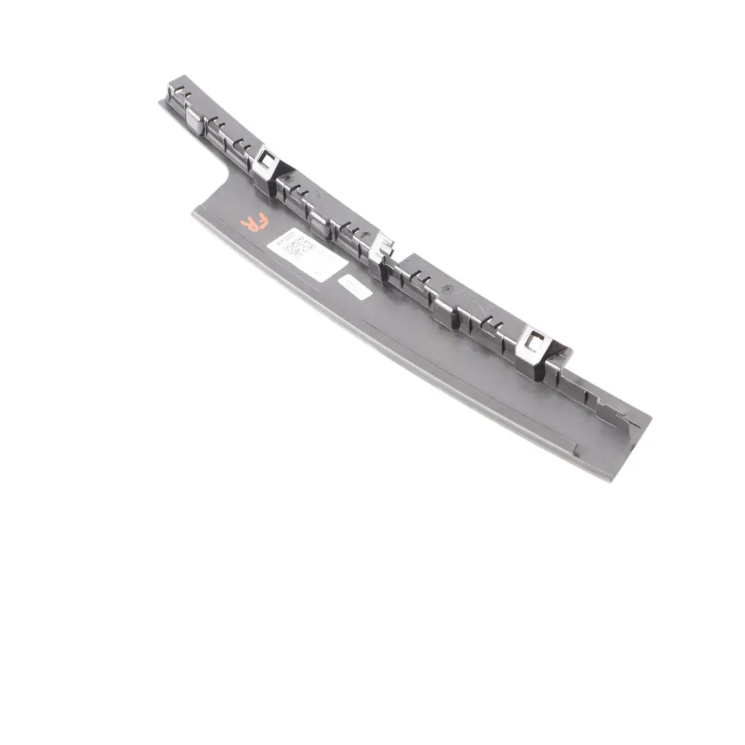 Volkswagen Golf 8 porte modanatura finestra verticale anteriore destra - SKU 5H4837902B - Numero di parte 5H4837902B