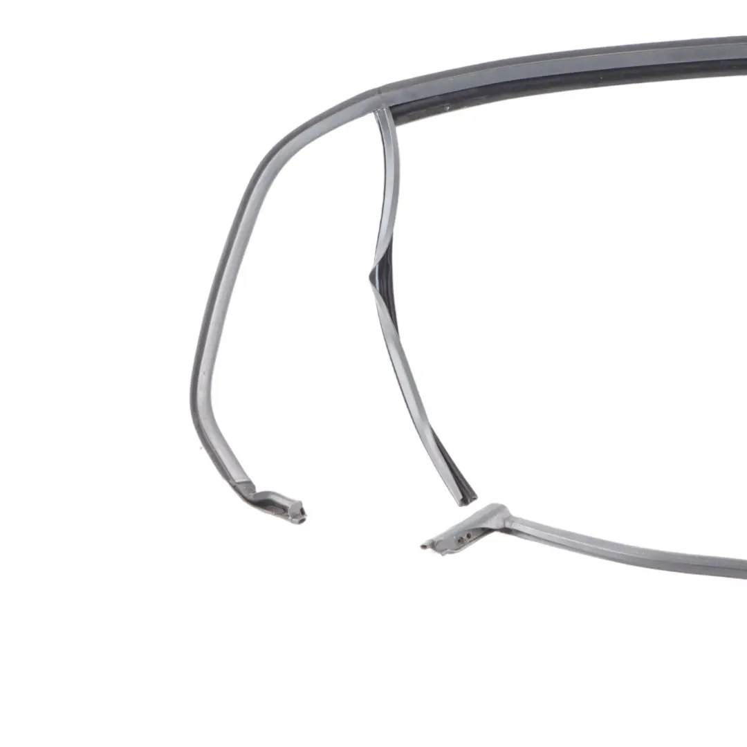 Guarnizione del finestrino porta posteriore destra 1T0839431E per VW Golf 8 CD1 con numero di parte 5H4839440F VW Golf 8 CD1 Guarnizione del finestrino porta posteriore destra 1T0839431E - SKU 5H4839440F - Numero di parte 5H4839440F