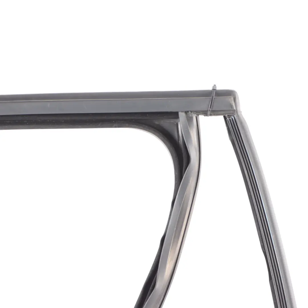 Junta de Sellado Puerta Trasera Derecha 1T0839431E para Volkswagen Golf 8 CD1 con número de pieza 5H4839440F Volkswagen Golf 8 CD1 Junta de Sellado Puerta Trasera Derecha 1T0839431E - SKU 5H4839440F - Número de pieza 5H4839440F