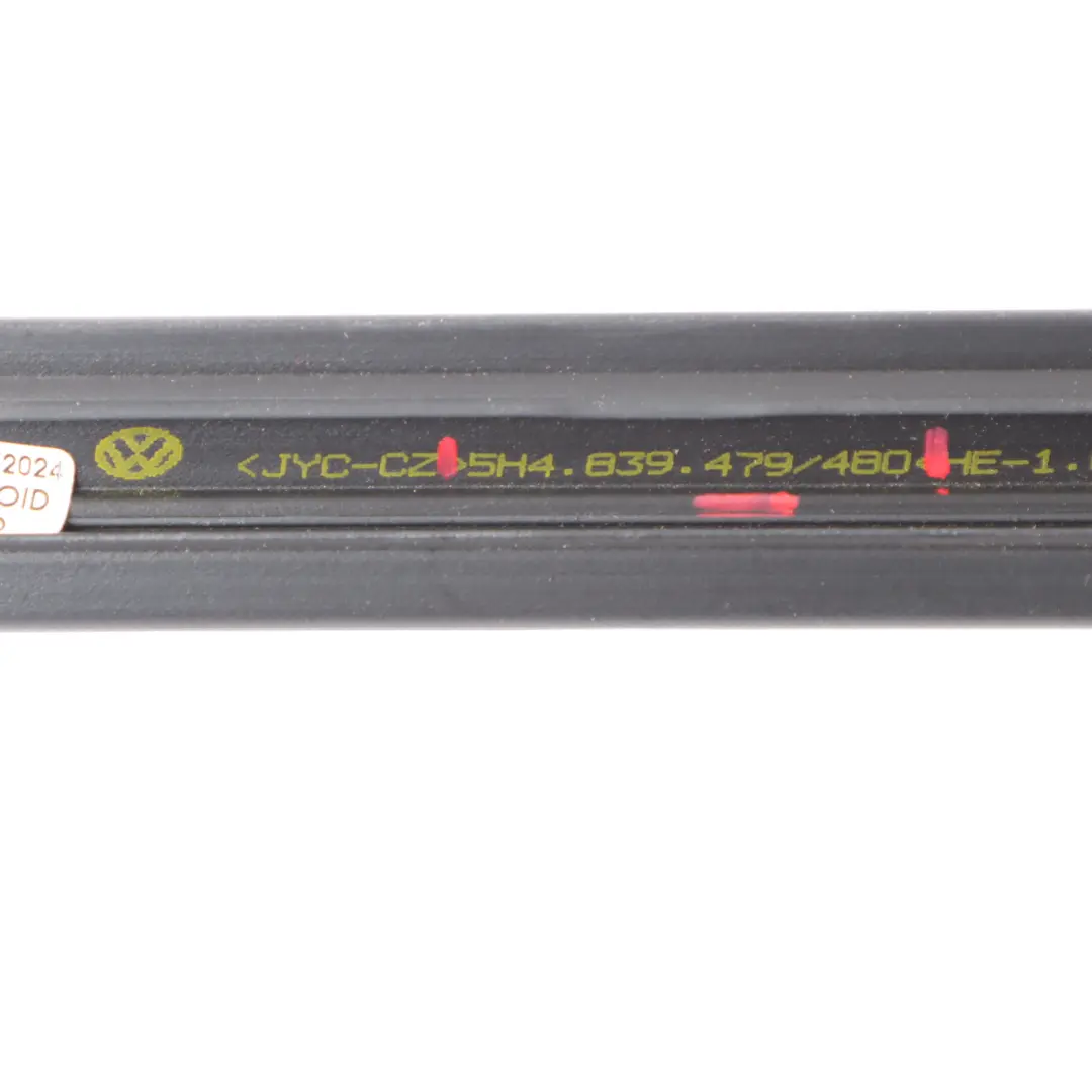 VW Golf 8 Joint Porte Arrière Gauche Fenêtre Intérieur Bande d'Attache - SKU 5H4839479 - Numéro de pièce 5H4839479