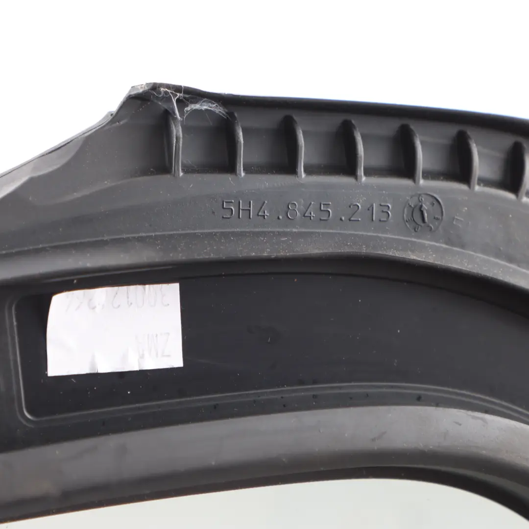 Mk8 Rear Left N/S Door Fixed Quarter Window Glass AS3 to Volkswagen Golf with Part number 5H4845213G Volkswagen Golf Mk8 Rear Left N/S Door Fixed Quarter Window Glass AS3 - SKU 5H4845213G - Part number 5H4845213G