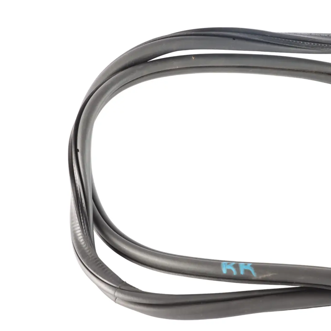 Porta posteriore destra Guarnizione paraspifferi Interna per VW Golf CD1 con numero di parte 5H4867914A VW Golf CD1 Porta posteriore destra Guarnizione paraspifferi Interna - SKU 5H4867914A - Numero di parte 5H4867914A