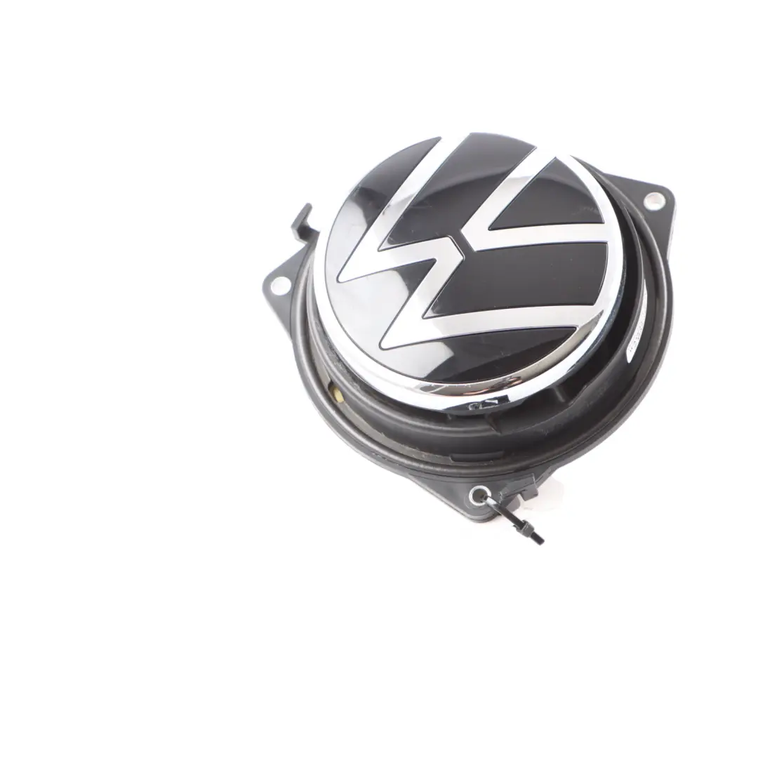 Opener Trunk Mechanism Actuator Badge Emblem to Volkswagen Golf 8 Rear with Part number 5H6827469A Volkswagen Golf 8 Rear Opener Trunk Mechanism Actuator Badge Emblem - SKU 5H6827469A - Part number 5H6827469A