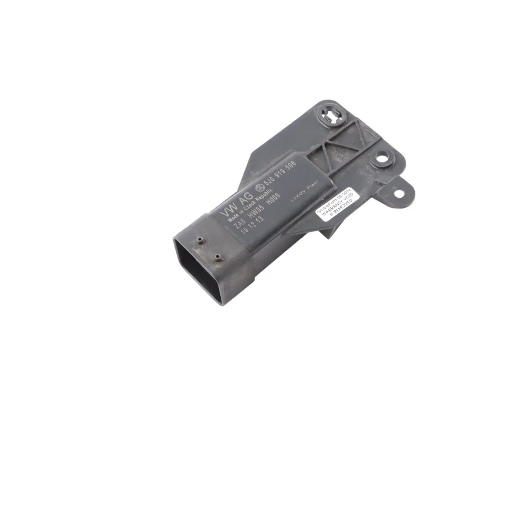 Radiator Fan Relay Electrical Module Unit to VW Volkswagen Polo 6R with Part number 5J0919516 VW Volkswagen Polo 6R Radiator Fan Relay Electrical Module Unit - SKU 5J0919516 - Part number 5J0919516