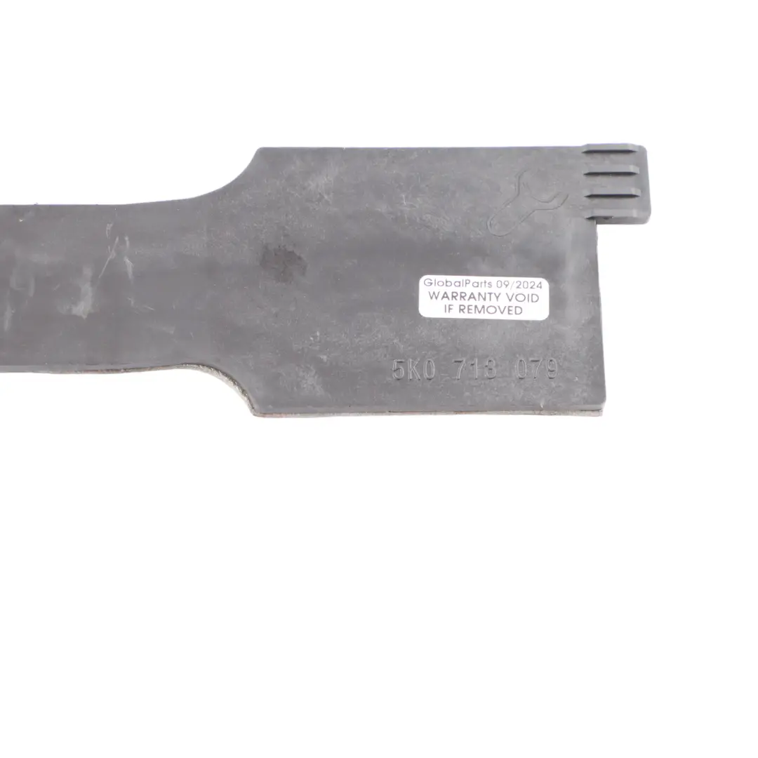 Selector Lower Cover Frame Surround Trim Panelling to Audi A3 8V Gear with Part number 5K0713079 Audi A3 8V Gear Selector Lower Cover Frame Surround Trim Panelling - SKU 5K0713079 - Part number 5K0713079