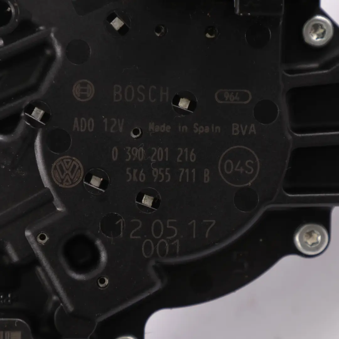 Moteur d'essuie-glace arrière Volskwagen Sharan 7N Polo 5 6R 5K6955711B pour à propos du numéro de pièce 5K6955711B-1 Moteur d'essuie-glace arrière Volskwagen Sharan 7N Polo 5 6R 5K6955711B - SKU 5K6955711B-1 - Numéro de pièce 5K6955711B-1
