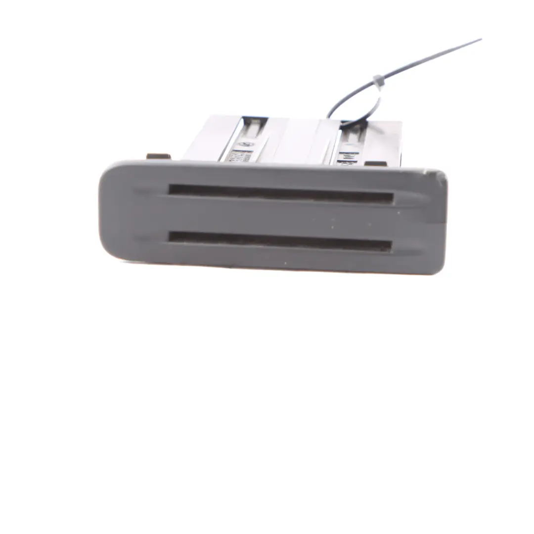 Volkswagen Tiguan 5N Kartenhalter Schlitz Einsatz - SKU 5M0858373D - Teilenummer 5M0858373D