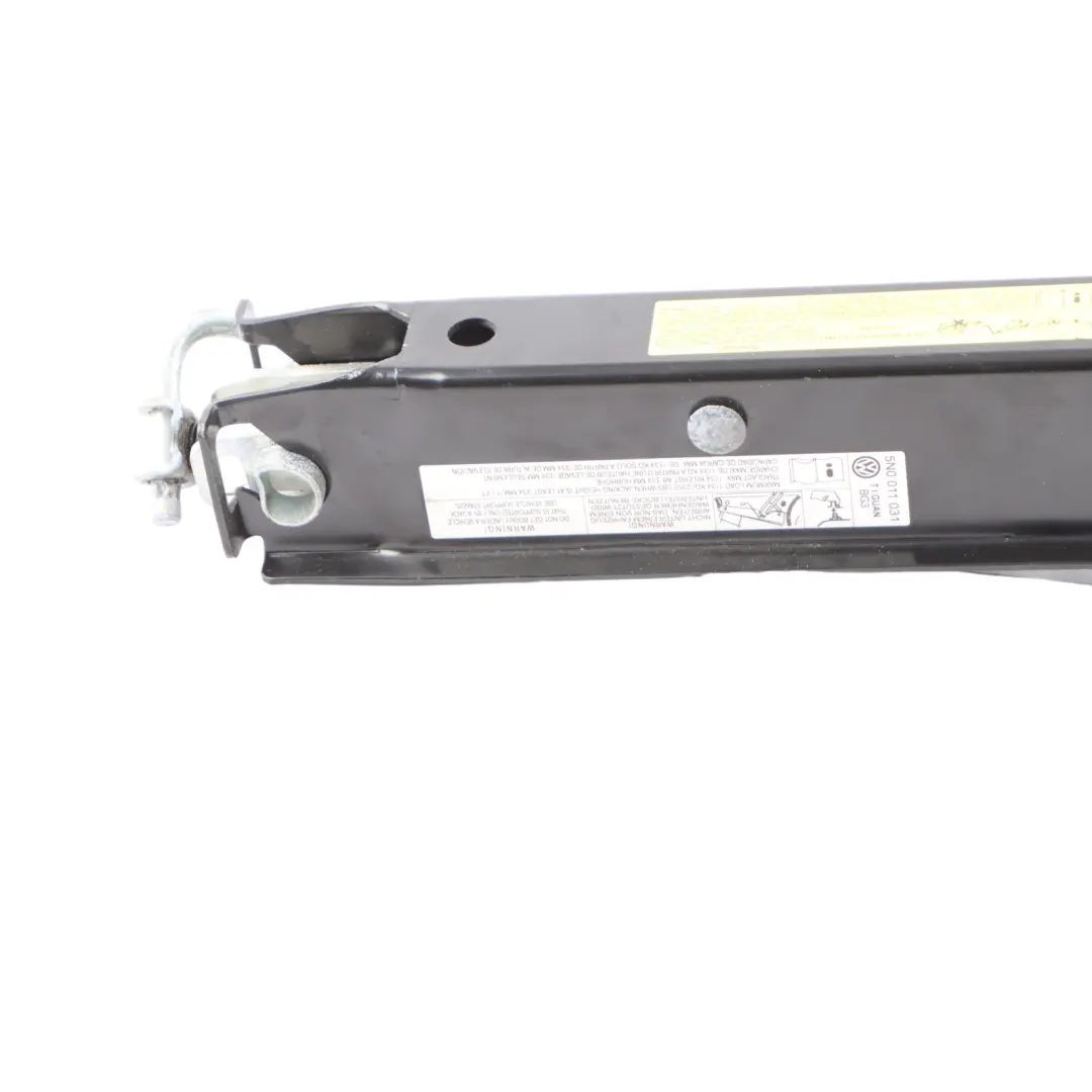 Lifter Lifting Jack Tool Lift to Volkswagen Tiguan 5N Wheel with Part number 5N0011031 Volkswagen Tiguan 5N Wheel Lifter Lifting Jack Tool Lift - SKU 5N0011031 - Part number 5N0011031