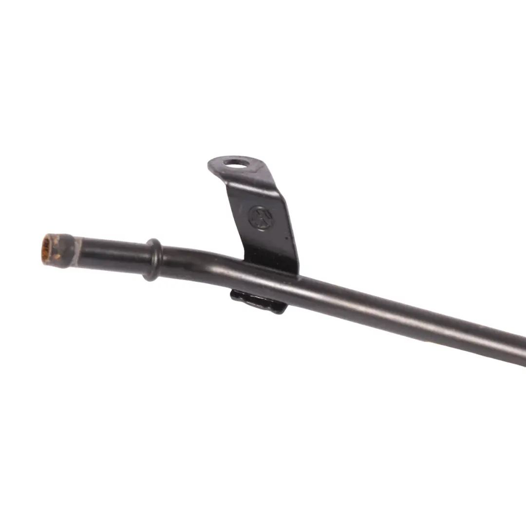 VW Tiguan 1 5N 2,0 TDi Diesel Conduite de liquide refroidissement Conduite d'eau - SKU 5N0121070G - Numéro de pièce 5N0121070G