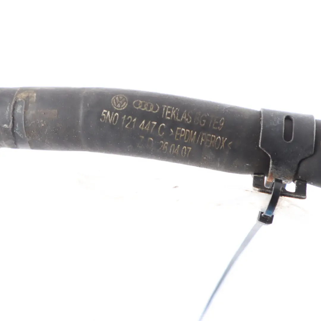 Acqua Tubo Tubo Di Raffreddamento Tubo Linea per VW Volkswagen Tiguan 5N con numero di parte 5N0121447C VW Volkswagen Tiguan 5N Acqua Tubo Tubo Di Raffreddamento Tubo Linea - SKU 5N0121447C - Numero di parte 5N0121447C