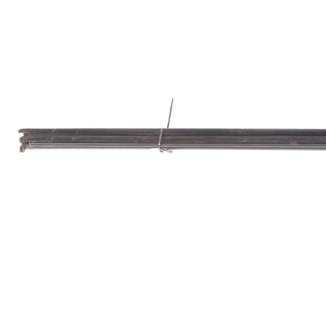 Volkswagen Tiguan 5N Guarnizione Apertura Finestrino Anteriore Destra - SKU 5N0837480 - Numero di parte 5N0837480