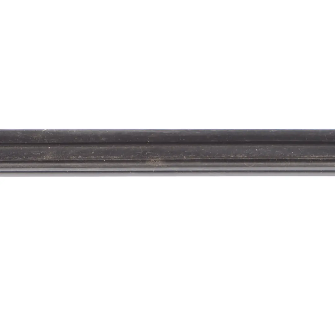 Front Right O/S Inner Window Aperture Seal to VW Volkswagen Tiguan 5N with Part number 5N0837480 VW Volkswagen Tiguan 5N Front Right O/S Inner Window Aperture Seal - SKU 5N0837480 - Part number 5N0837480