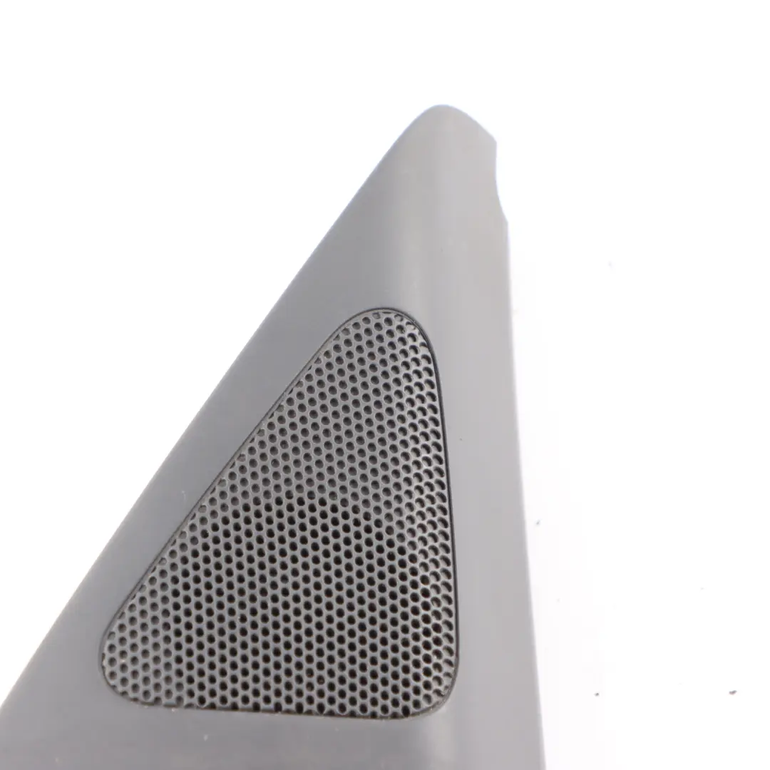 Garniture Porte Avant Droite Triangle pour Volkswagen Tiguan 5N à propos du numéro de pièce 5N0837974G Volkswagen Tiguan 5N Garniture Porte Avant Droite Triangle - SKU 5N0837974G - Numéro de pièce 5N0837974G