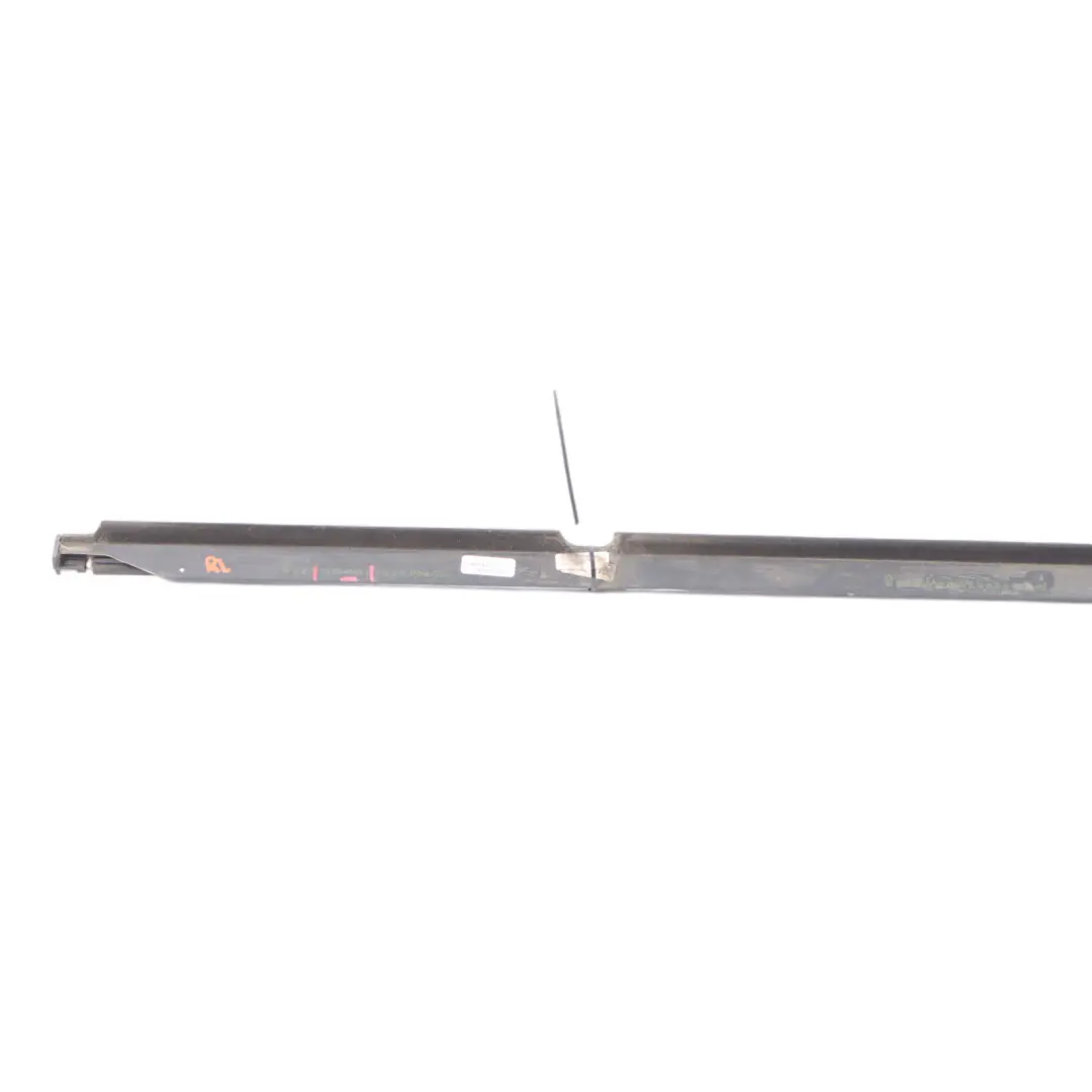 Volkswagen Tiguan Mk1 Joint Ouverture Vitre Chromé Arrière Gauche - SKU 5N0839475D - Numéro de pièce 5N0839475D