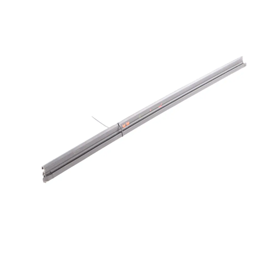 Joint d'ouverture intérieure arrière droite pour VW Volkswagen Tiguan 5N à propos du numéro de pièce 5N0839480A VW Volkswagen Tiguan 5N Joint d'ouverture intérieure arrière droite - SKU 5N0839480A - Numéro de pièce 5N0839480A