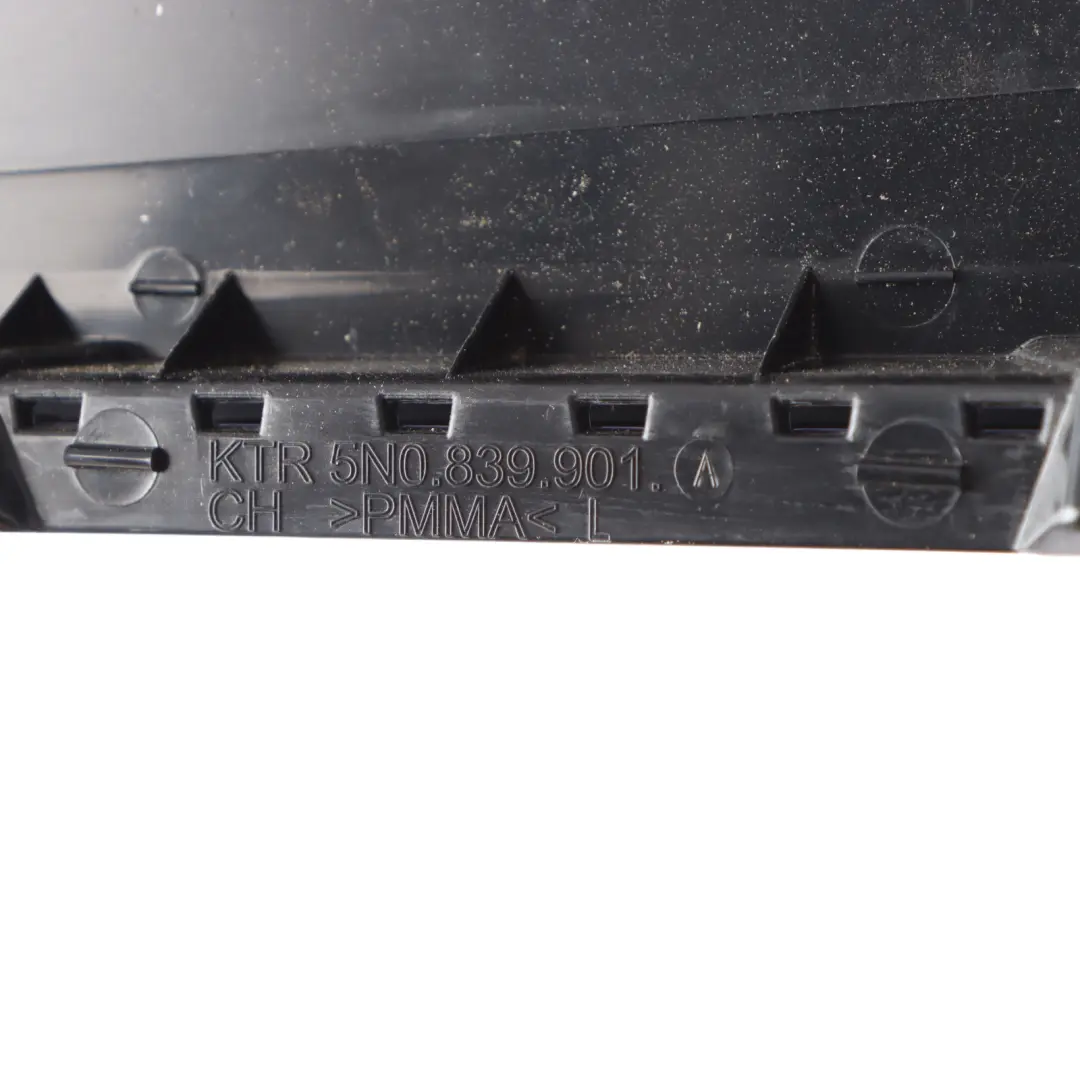 Posterior Izquierda Exterior Columna B Embellecedor para VW Tiguan 5N con número de pieza 5N0839901A VW Tiguan 5N Posterior Izquierda Exterior Columna B Embellecedor - SKU 5N0839901A - Número de pieza 5N0839901A