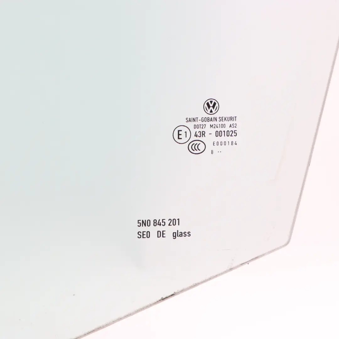 Volkswagen Tiguan 5N Szyba Boczna Drzwi Przednia Lewa Przód Lewy - SKU 5N0845201 - Numer Części 5N0845201