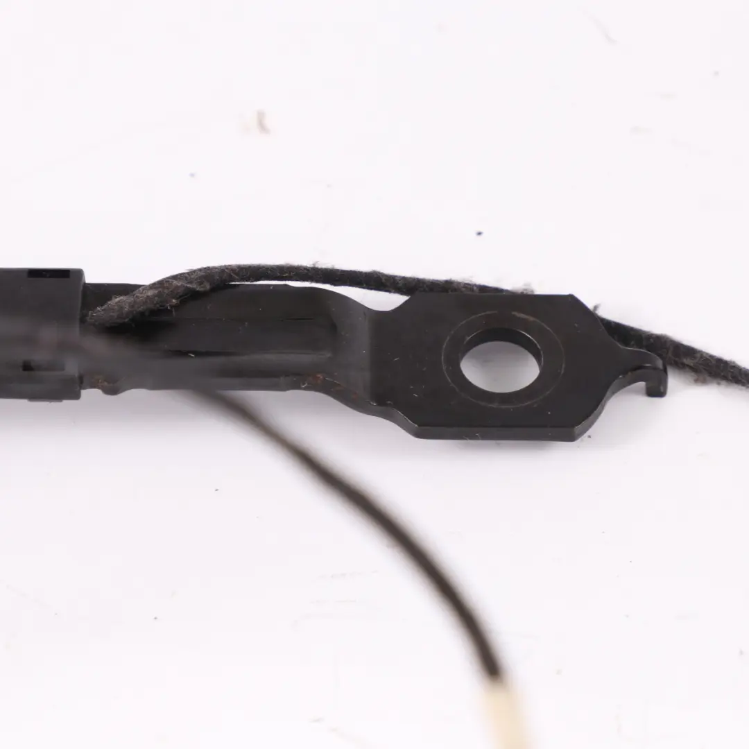 VW Volkswagen Sharan Seat Belt Buckle Front Right O/S Latch - SKU 5N0857755E - Part number 5N0857755E