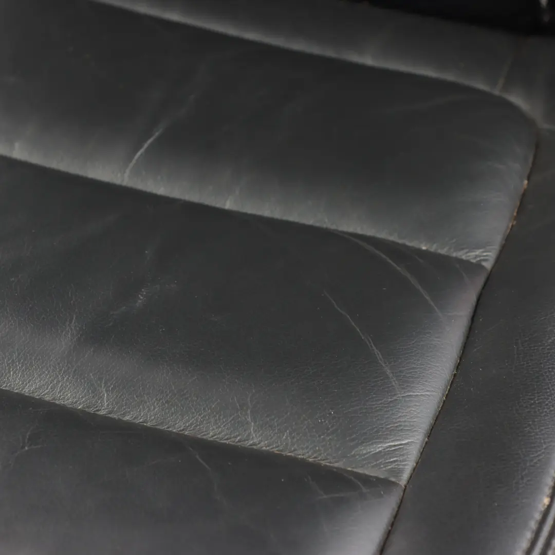 Right O/S Interior Leather Titan Black to VW Volkswagen Tiguan 5N Seat Rear with Part number 5N0885806M VW Volkswagen Tiguan 5N Seat Rear Right O/S Interior Leather Titan Black - SKU 5N0885806M - Part number 5N0885806M