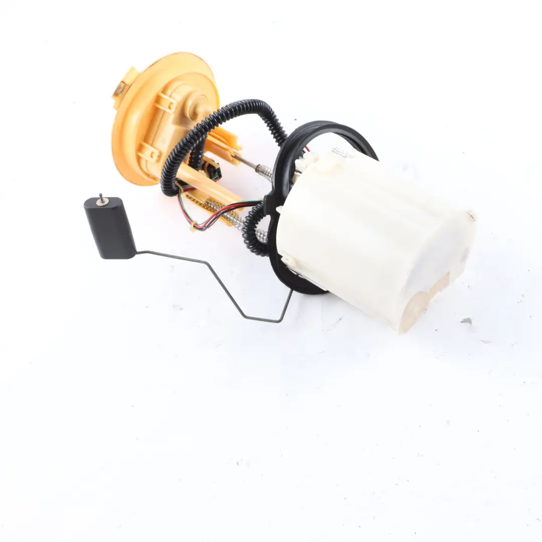 Kraft Stofftank Pumpe Gebe 5N0919050E für VW Volkswagen TIGUAN 5N 2.0 TDI mit Teilenummer 5N0919088E VW Volkswagen TIGUAN 5N 2.0 TDI Kraft Stofftank Pumpe Gebe 5N0919050E - SKU 5N0919088E - Teilenummer 5N0919088E