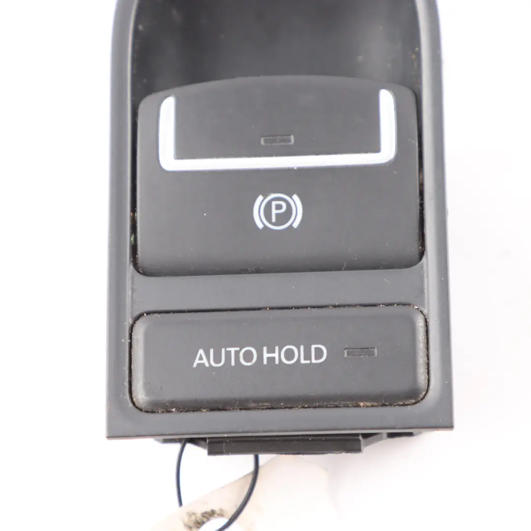 Interruptor electrónico botón freno mano para Volkswagen Tiguan 5N con número de pieza 5N0927225 Volkswagen Tiguan 5N Interruptor electrónico botón freno mano - SKU 5N0927225 - Número de pieza 5N0927225