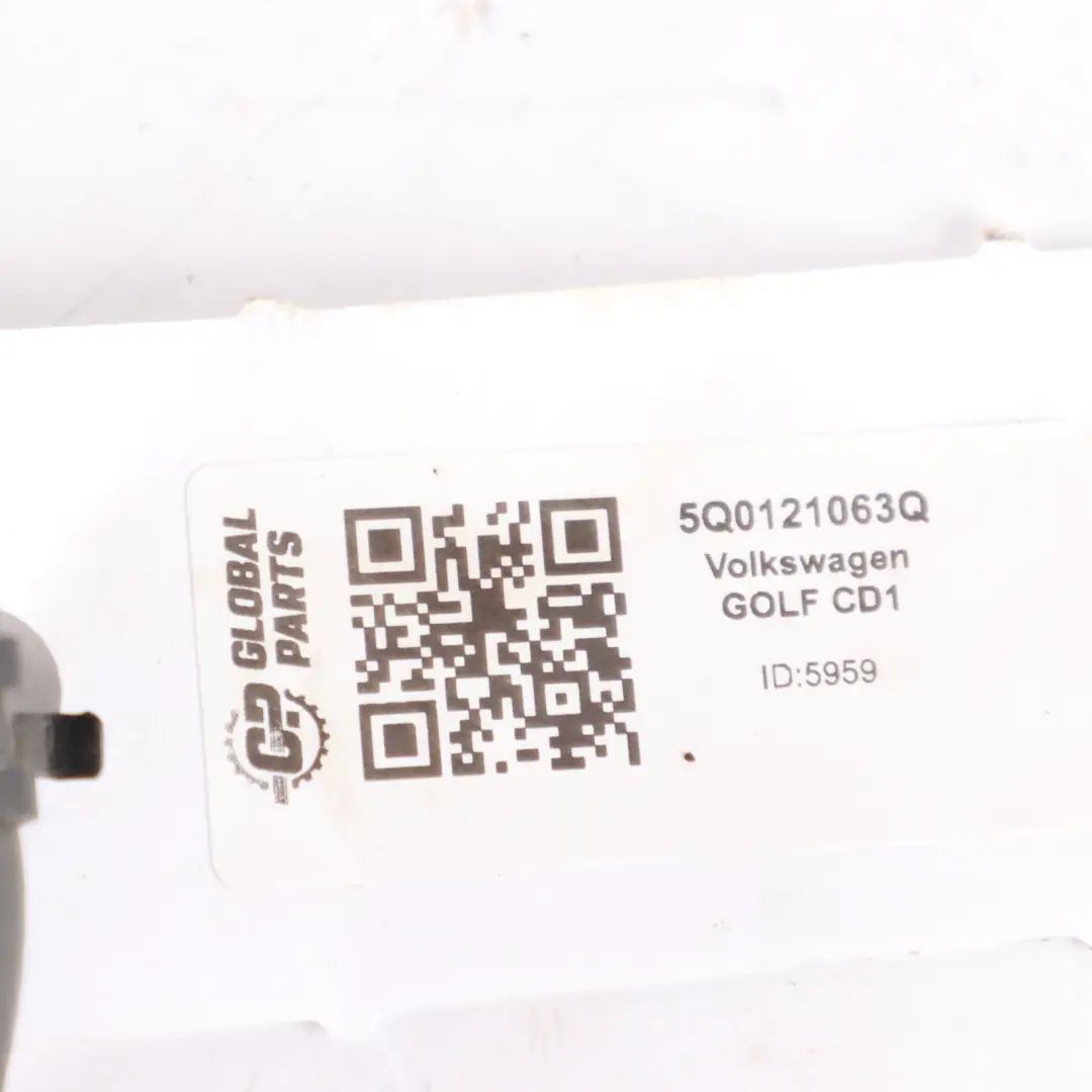 Durite De Refroidissement D'Eau pour Volkswagen Golf CD1 à propos du numéro de pièce 5Q0121063Q Volkswagen Golf CD1 Durite De Refroidissement D'Eau - SKU 5Q0121063Q - Numéro de pièce 5Q0121063Q