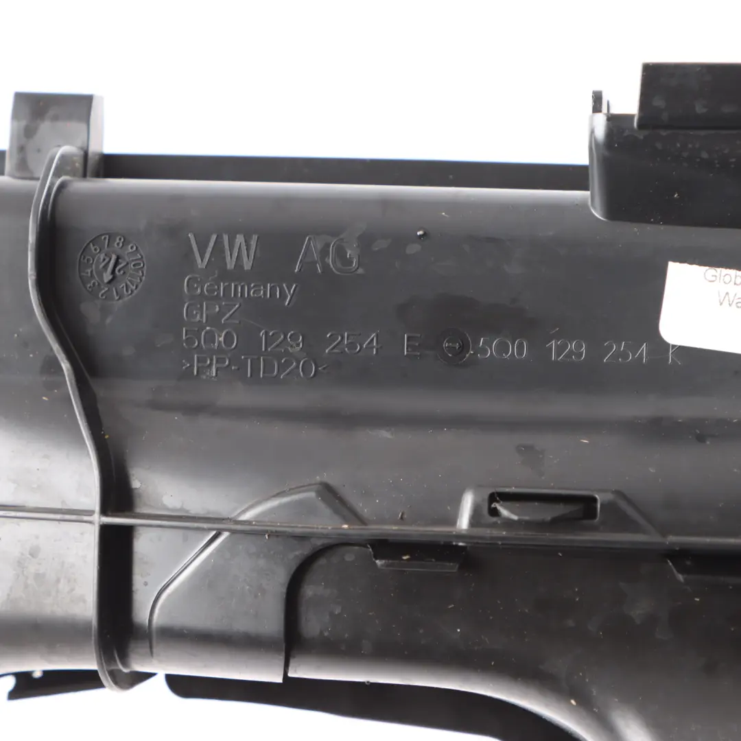 Charge Tube Air Intake Duck Cooler Pipe Right O/S to Volkswagen Golf CD1 with Part number 5Q0129254K Volkswagen Golf CD1 Charge Tube Air Intake Duck Cooler Pipe Right O/S - SKU 5Q0129254K - Part number 5Q0129254K