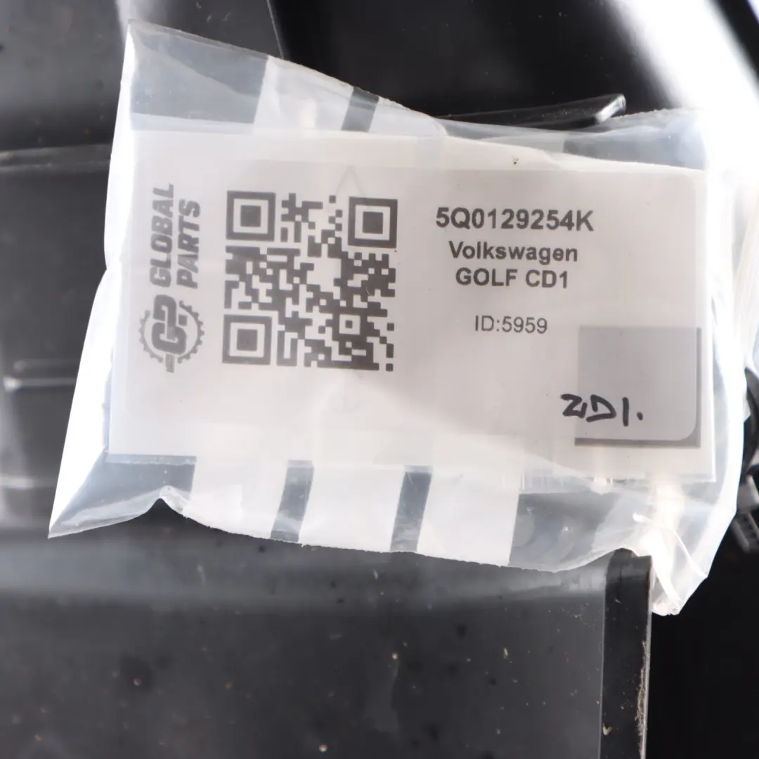 Charge Tube Air Intake Duck Cooler Pipe Right O/S to Volkswagen Golf CD1 with Part number 5Q0129254K Volkswagen Golf CD1 Charge Tube Air Intake Duck Cooler Pipe Right O/S - SKU 5Q0129254K - Part number 5Q0129254K