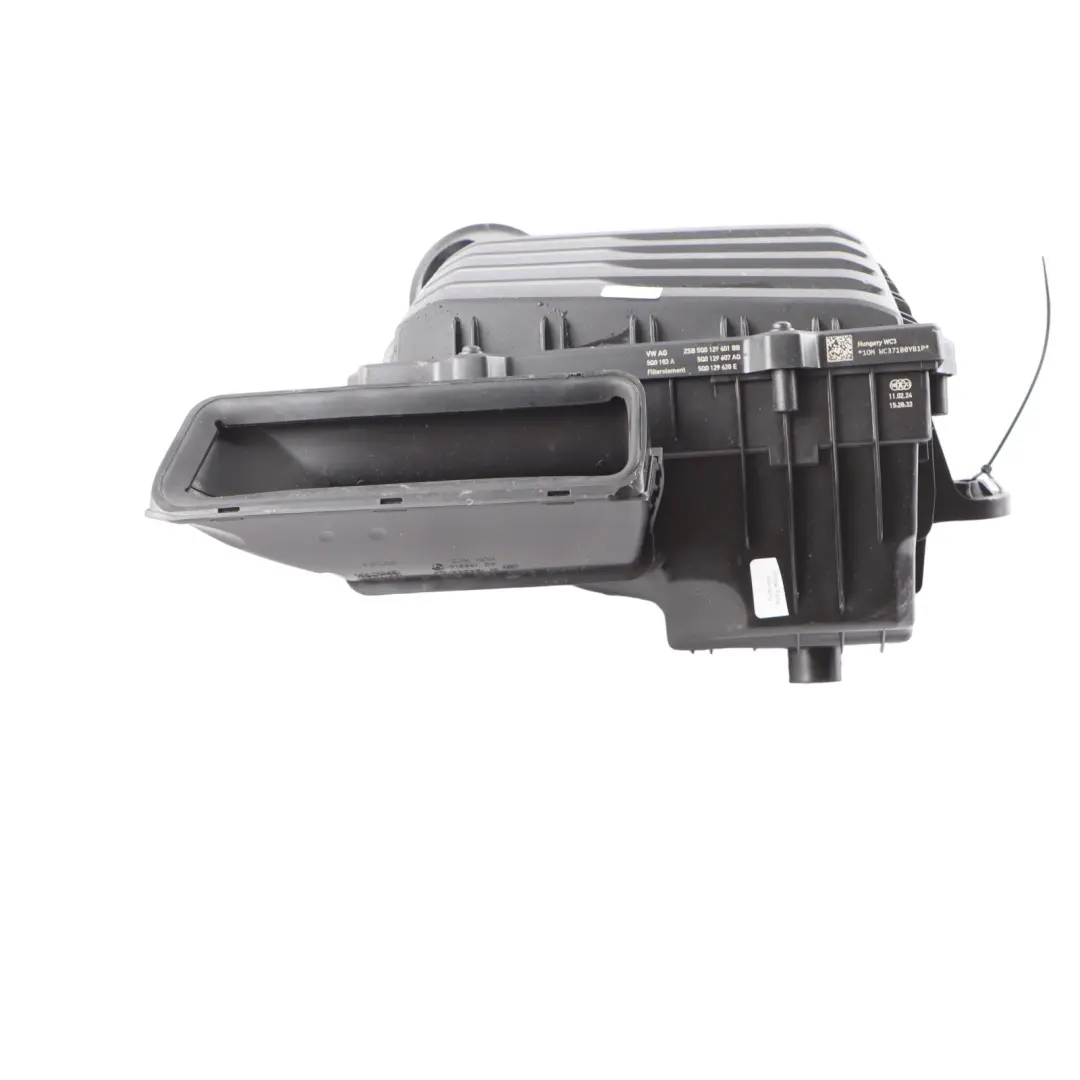 VW Volkswagen Golf Mk8 CD1 Hybrid 1.5 DFYA Caja del filtro de aire - SKU 5Q0129607AQ - Número de pieza 5Q0129607AQ