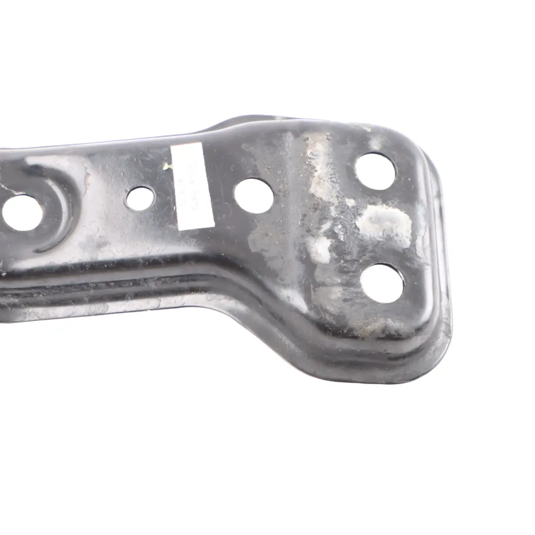 Links Hilfsrahmenhalterung für VW Volkswagen Golf CD1 mit Teilenummer 5Q0199517E VW Volkswagen Golf CD1 Links Hilfsrahmenhalterung - SKU 5Q0199517E - Teilenummer 5Q0199517E