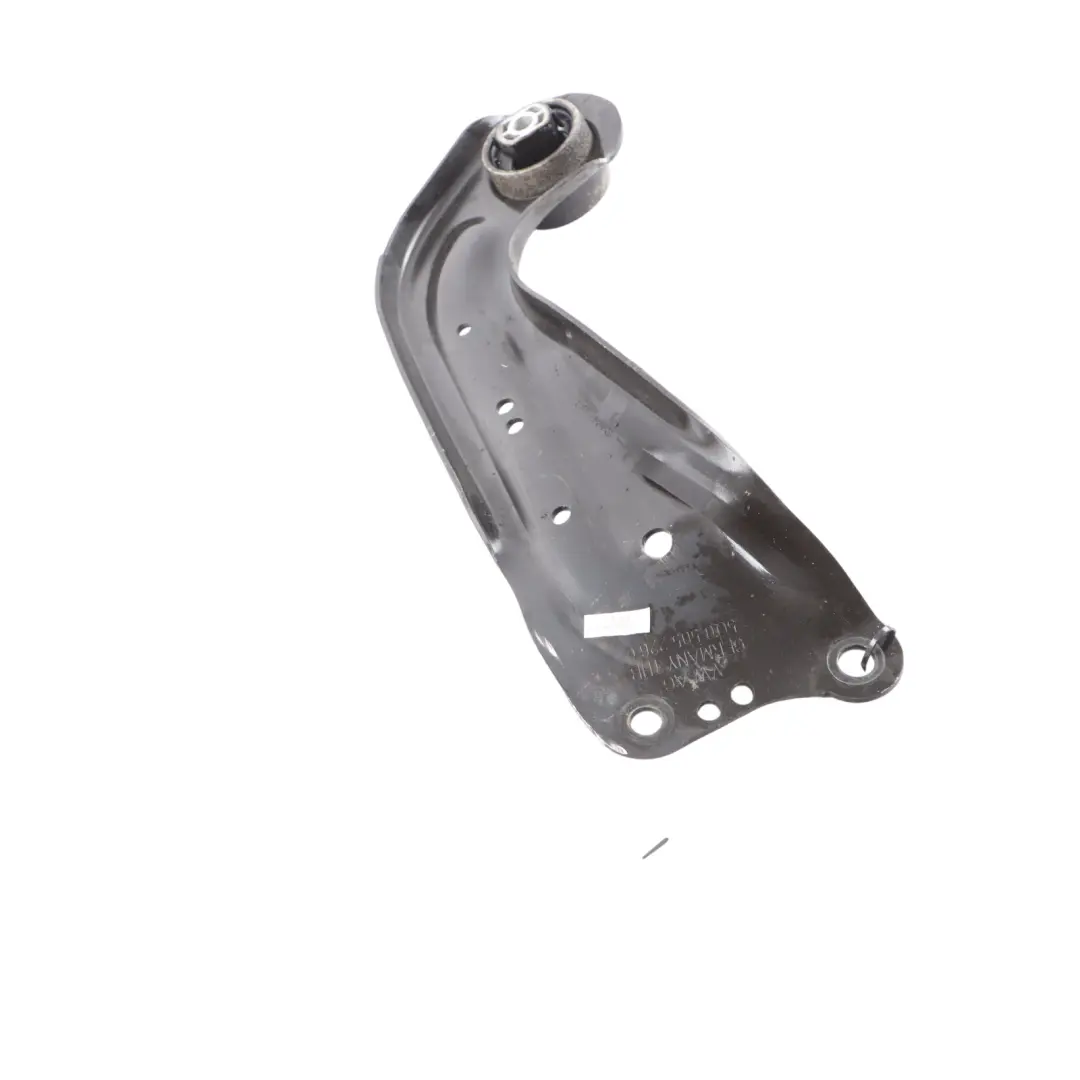 Brazo de suspensión trasero derecho para Audi A3 8V con número de pieza 5Q0505226C Audi A3 8V Brazo de suspensión trasero derecho - SKU 5Q0505226C - Número de pieza 5Q0505226C