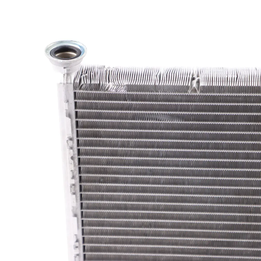 8Y Intercambiador calor Matrix A/C Radiador para VW Golf 8 CD1 Audi A3 8V con número de pieza 5Q0819031B VW Golf 8 CD1 Audi A3 8V 8Y Intercambiador calor Matrix A/C Radiador - SKU 5Q0819031B - Número de pieza 5Q0819031B