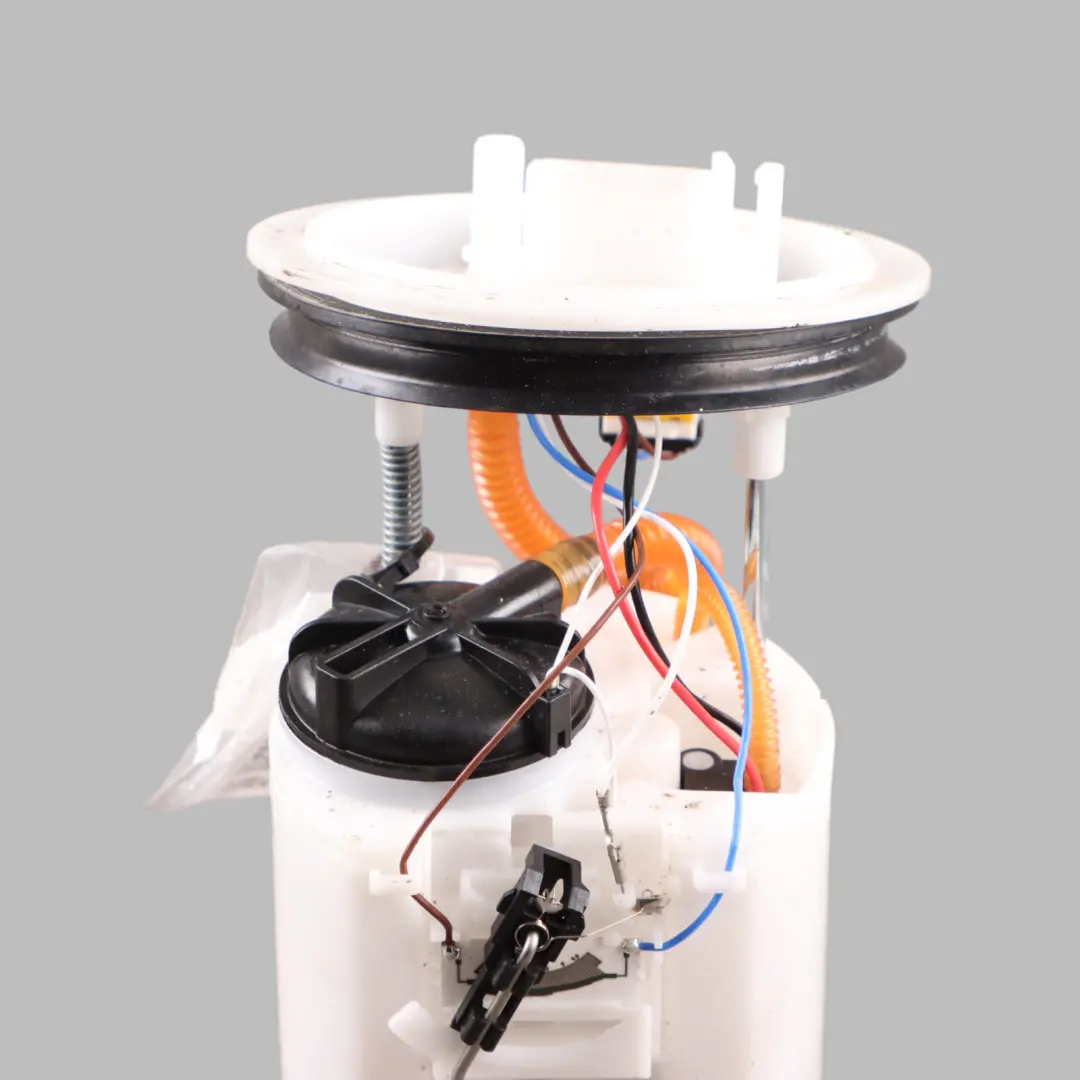 DFYA Petrol Fuel Level Sensor Pump Sender Unit 6R0919051 to VW Golf 8 1.5 eTSI with Part number 5Q0919051CN VW Golf 8 1.5 eTSI DFYA Petrol Fuel Level Sensor Pump Sender Unit 6R0919051 - SKU 5Q0919051CN - Part number 5Q0919051CN