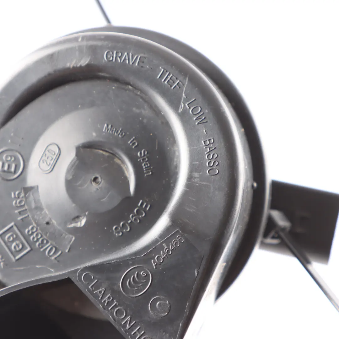 Audi A3 8V Tief Ton Horn Signal Horn Alarm Sirene Fanfare - SKU 5Q0951221F - Teilenummer 5Q0951221F