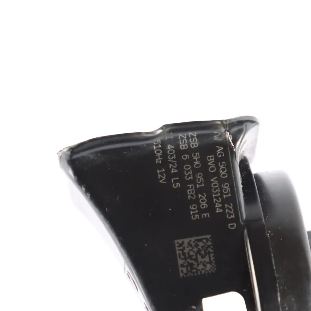 Señal Air Horn High Tone 5Q0951223D para Volkswagen Golf CD1 con número de pieza 5Q0951223D-1 Volkswagen Golf CD1 Señal Air Horn High Tone 5Q0951223D - SKU 5Q0951223D-1 - Número de pieza 5Q0951223D-1