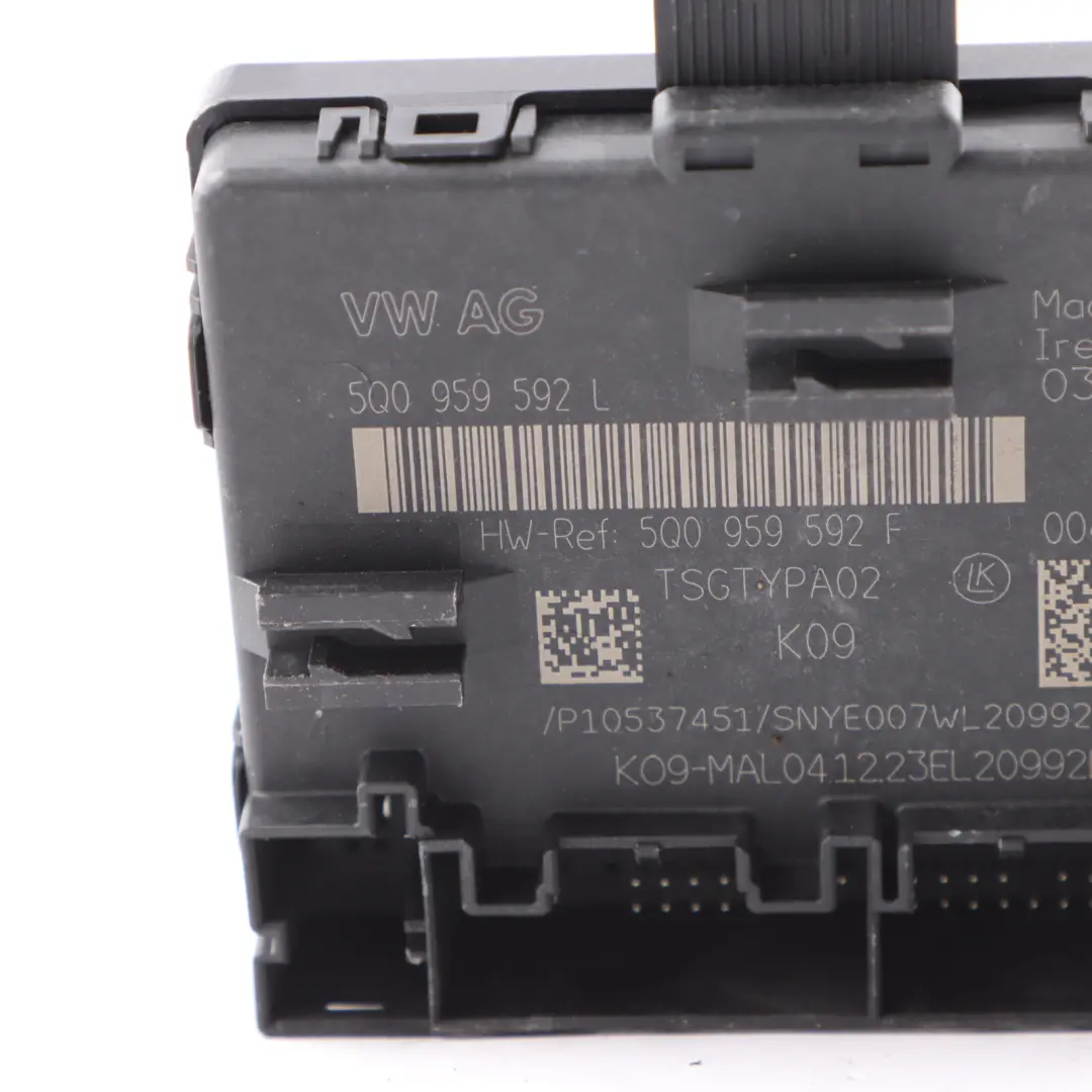 Mk8 Front Door Passenger Side Module Control Unit to Volkswagen Golf with Part number 5Q0959592L Volkswagen Golf Mk8 Front Door Passenger Side Module Control Unit - SKU 5Q0959592L - Part number 5Q0959592L