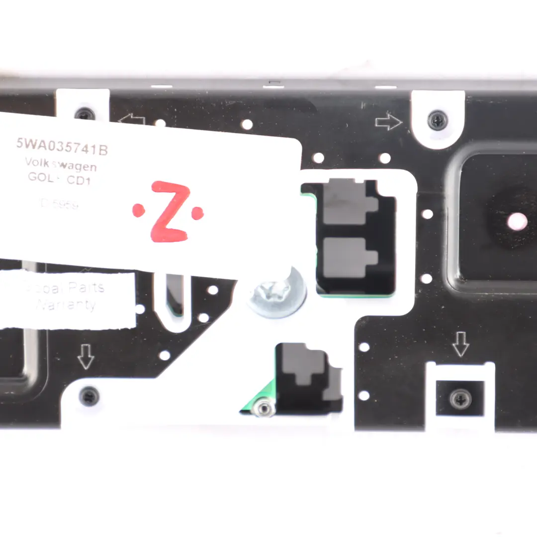 Wzmacniacz Moduł Sterownik Antena ECU do Volkswagen Golf CD1 o numerze 5WA035741B Volkswagen Golf CD1 Wzmacniacz Moduł Sterownik Antena ECU - SKU 5WA035741B - Numer Części 5WA035741B