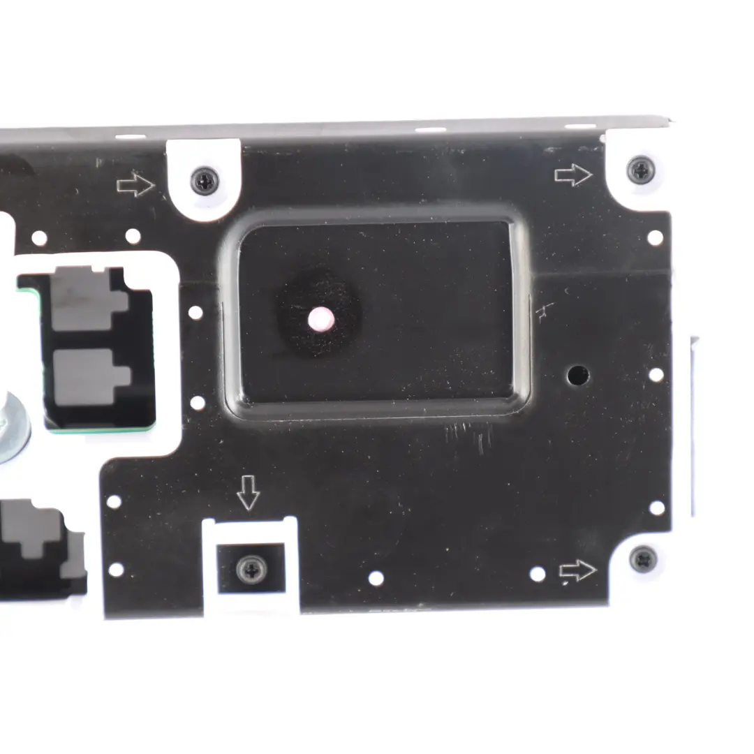 Antenna Amplifier Transmitter Receiver Module ECU Volkswagen Golf CD1 - SKU 5WA035741B - Part number 5WA035741B