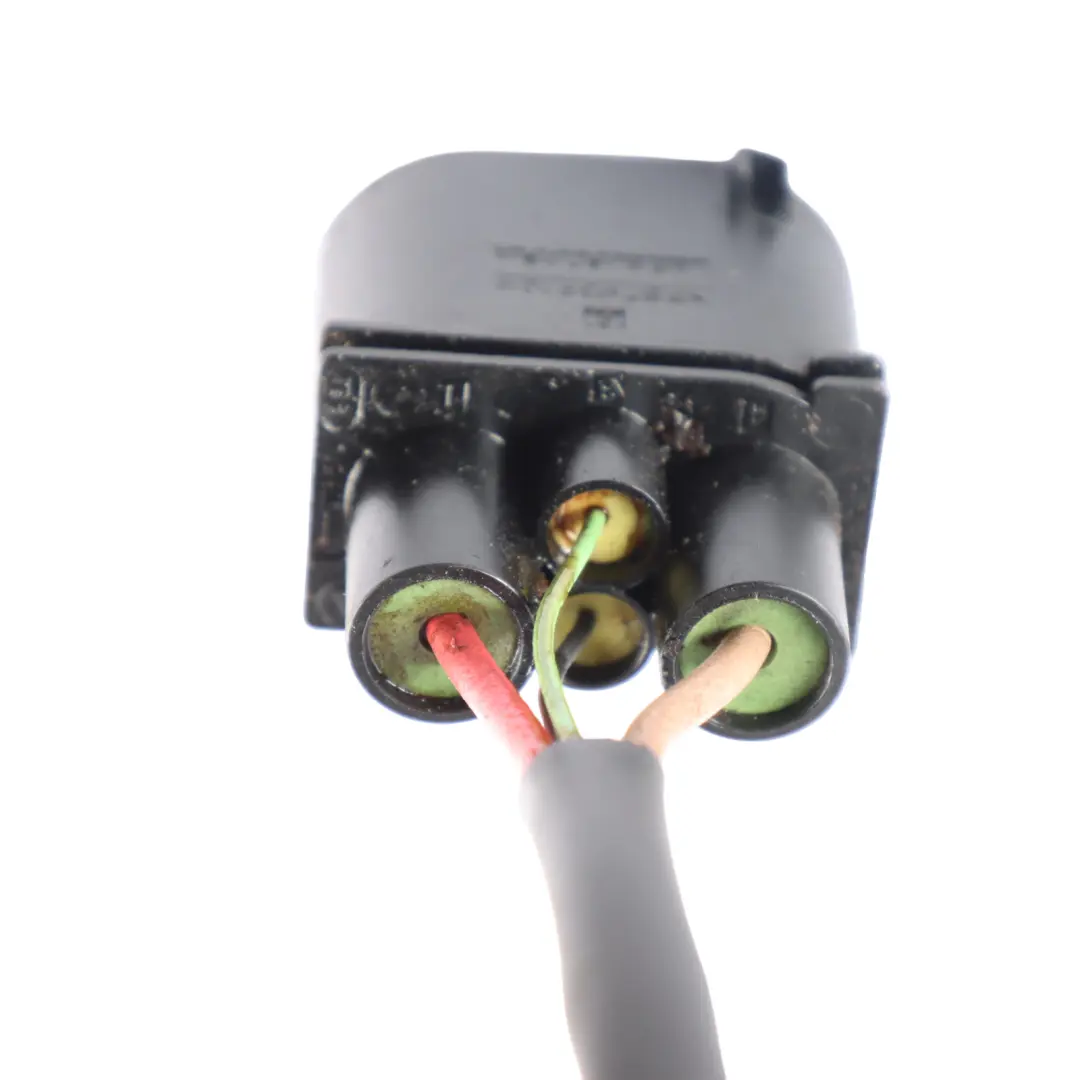 Radiator Fan Engine Cooling Motor Unit to Volkswagen Golf CD1 with Part number 5WA121203F Volkswagen Golf CD1 Radiator Fan Engine Cooling Motor Unit - SKU 5WA121203F - Part number 5WA121203F