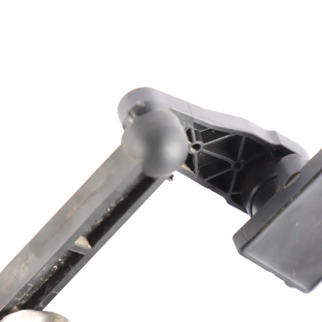 Height Level Sensor Left N/S Bracket Mount 5WA907127 to VW Volkswagen Golf CD1 Rear with Part number 5WA512521 VW Volkswagen Golf CD1 Rear Height Level Sensor Left N/S Bracket Mount 5WA907127 - SKU 5WA512521 - Part number 5WA512521