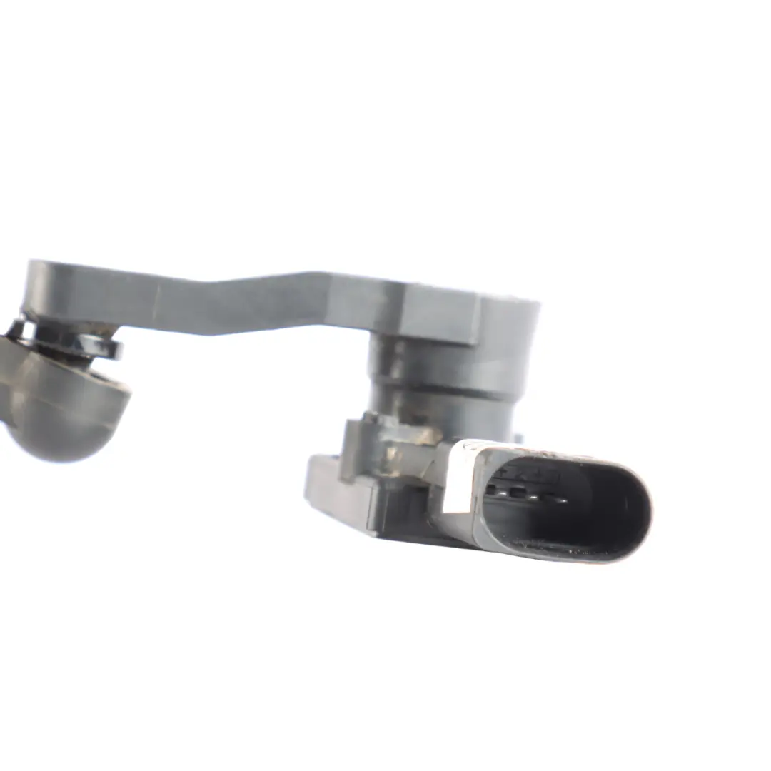 Capteur hauteur arrière gauche Support montage 5WA907127 pour VW Volkswagen Golf CD1 à propos du numéro de pièce 5WA512521 VW Volkswagen Golf CD1 Capteur hauteur arrière gauche Support montage 5WA907127 - SKU 5WA512521 - Numéro de pièce 5WA512521