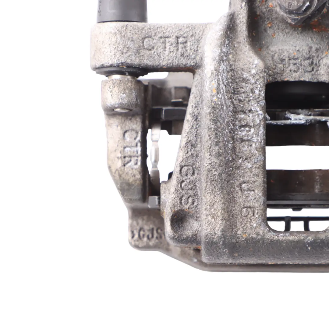 Boîtier d'étrier de frein arrière gauche pour Volkswagen Golf CD1 à propos du numéro de pièce 5WA615423 Volkswagen Golf CD1 Boîtier d'étrier de frein arrière gauche - SKU 5WA615423 - Numéro de pièce 5WA615423