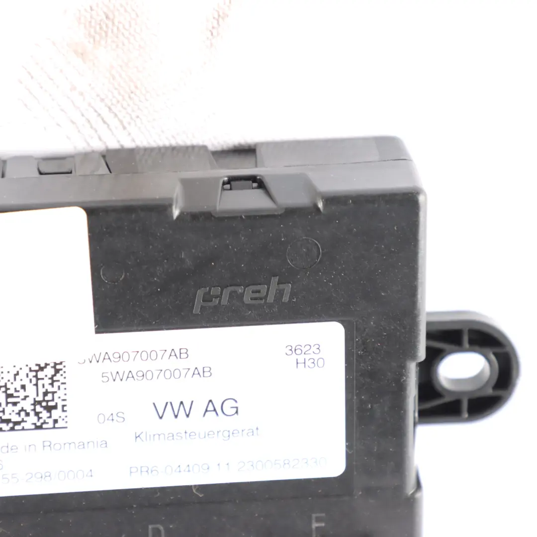 Volkswagen Golf Mk8 Air Conditioning A/C Control Unit Module 5WA907007AB - SKU 5WA907007AC - Part number 5WA907007AC