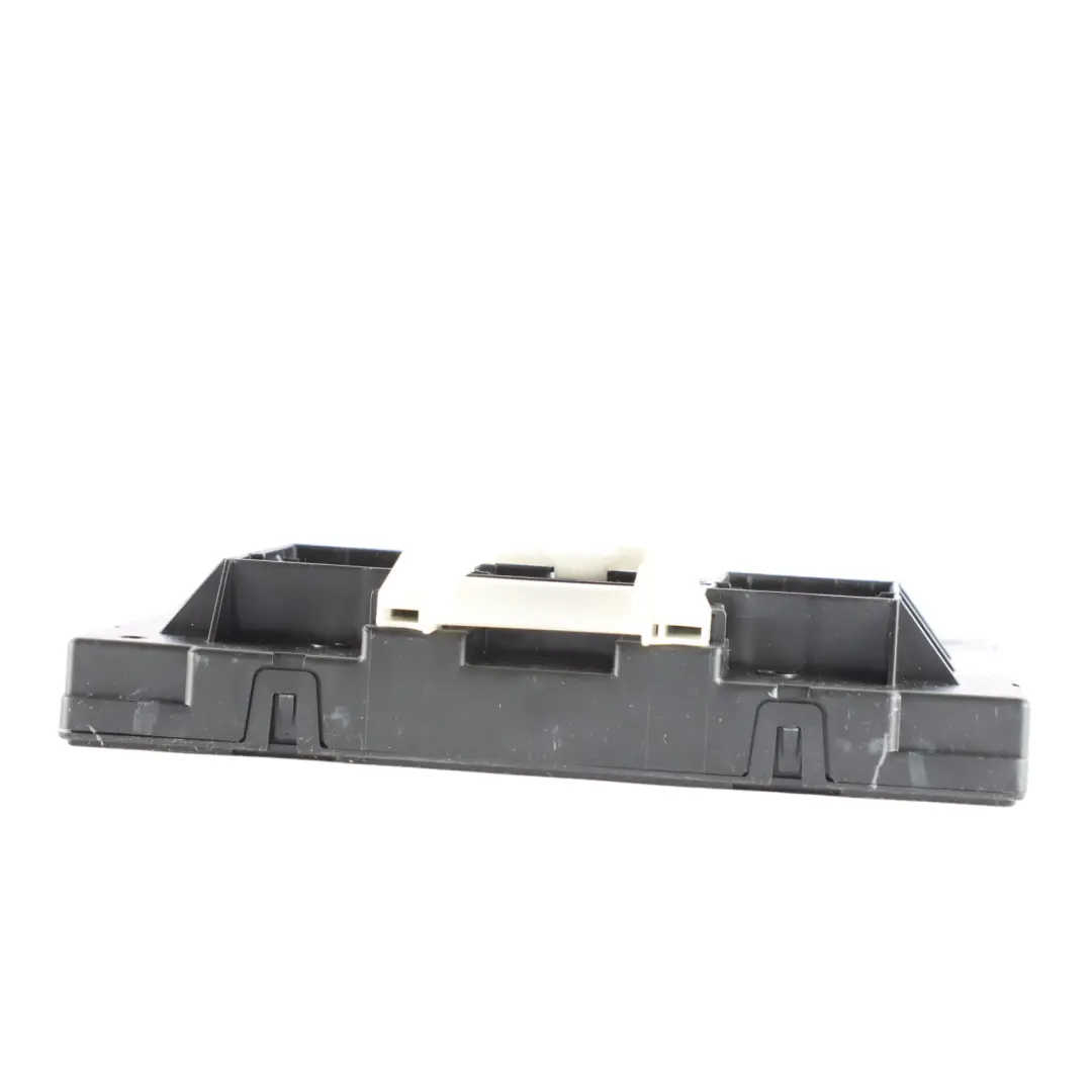 Module BCM Body Control Unit Module ECU 5WA937086BS to VW Volkswagen Golf CD1 with Part number 5WA937086BT VW Volkswagen Golf CD1 Module BCM Body Control Unit Module ECU 5WA937086BS - SKU 5WA937086BT - Part number 5WA937086BT