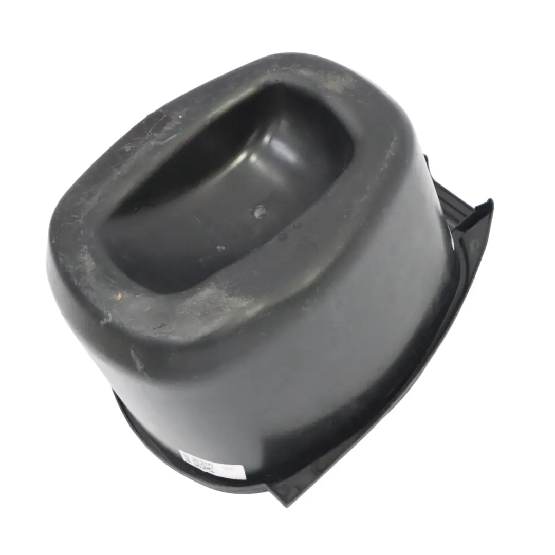 Piaggio 125 GTS Compartiment de rangement sous siège pour Vespa à propos du numéro de pièce 622131 Vespa Piaggio 125 GTS Compartiment de rangement sous siège - SKU 622131 - Numéro de pièce 622131