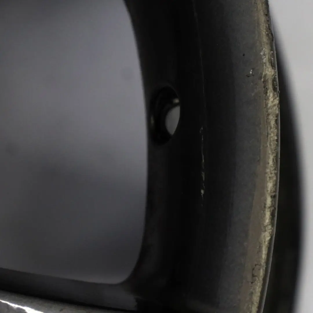 Schwarz Leichtmetallfelge 18" 8J ET:20 Sternspeiche 124 für BMW E60 E61 mit Teilenummer 6760617 BMW E60 E61 Schwarz Leichtmetallfelge 18" 8J ET:20 Sternspeiche 124 - SKU 6760617-6 - Teilenummer 6760617